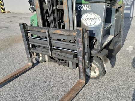 Chariots multidirectionnels 2013  Combilift C3000CB (9)