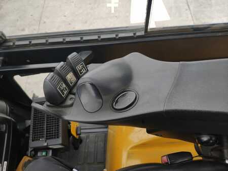 Chariots élévateurs GPL 2017  Yale GLP35VX (5)