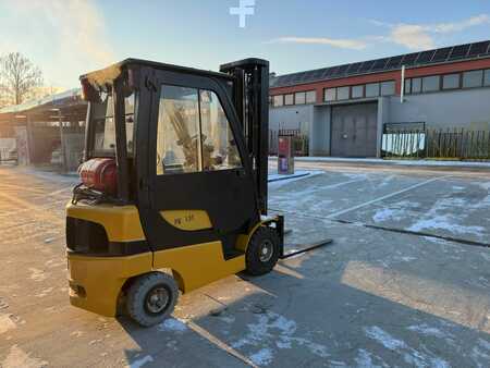 LPG VZV 2016  Yale GLP20SVX (5)