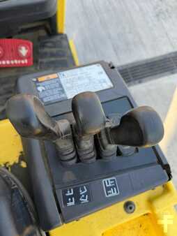 El truck - 4 hjulet 2002  Hyster E1.50XM (9)