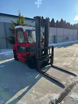Chariots élévateurs diesel 2005  Heli CPCD25, Isuzu engine (4)