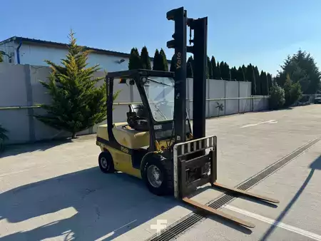 Diesel gaffeltruck 2011  Yale GDP35VX (4)
