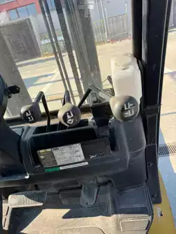 Diesel gaffeltruck 2011  Yale GDP35VX (8)