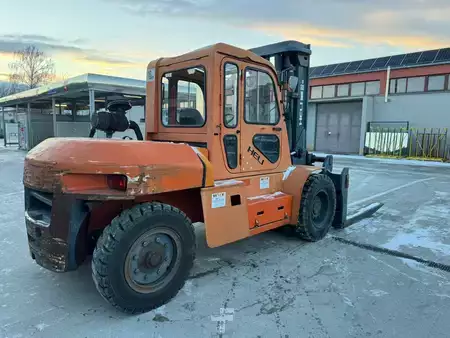 Dieselový VZV 2011  Heli CPCD 100, Perkins engine (2)