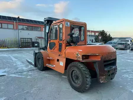 Dieselový VZV 2011  Heli CPCD 100, Perkins engine (3)