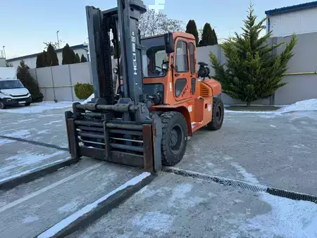 Dieselový VZV 2011  Heli CPCD 100, Perkins engine (1)