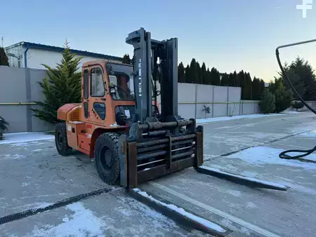 Dieselový VZV 2011  Heli CPCD 100, Perkins engine (4)