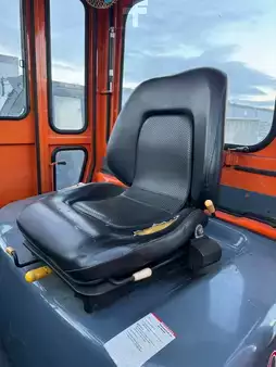 Dieselový VZV 2011  Heli CPCD 100, Perkins engine (11)