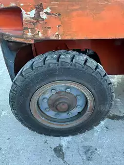 Dieselový VZV 2011  Heli CPCD 100, Perkins engine (8)