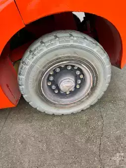 Gázüzemű targoncák 2016  Heli CPQD25, Nissan engine (13)