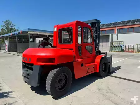 Diesel heftrucks 2011  Heli CPCD 100, Perkins engine (4)