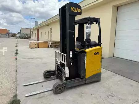Chariots à mât rétractable 2020  Yale MR16 (1)