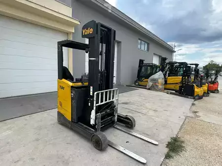 Chariots à mât rétractable 2020  Yale MR16 (4)