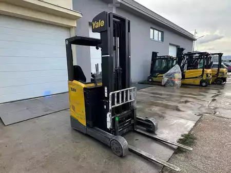 Chariots à mât rétractable 2019  Yale MR16 (4)