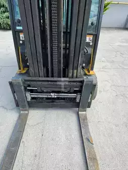 Elektro tříkolové VZV 2021  Yale ERP 20 VT (2)