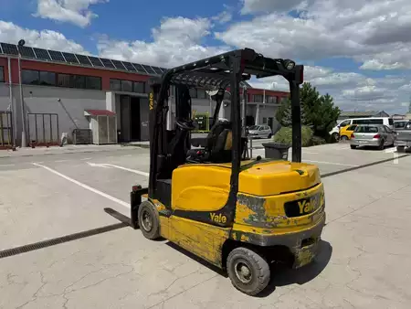 Sähkö - 4 pyör 2017  Yale ERP35VL, battery year 2021 (5)