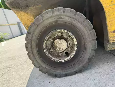 Sähkö - 4 pyör 2017  Yale ERP35VL, battery year 2021 (9)