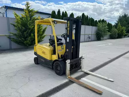 Montacargas Eléctrico (4 ruedas) 2012  Hyster J3.0XN, battery year 2019 (3)