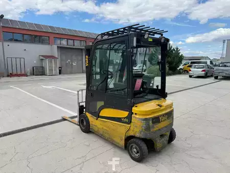 Electric - 4 wheels 2018  Yale ERP20VF (2)