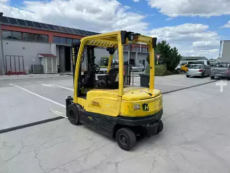Carrelli elettrici 4 ruote 2012  Hyster J3.0XN, battery year 2019, capacity 90% (5)