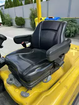 Carrelli elettrici 4 ruote 2012  Hyster J3.0XN, battery year 2019, capacity 90% (7)