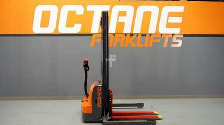Pallet Stackers 2024  Octane WS12 (1)