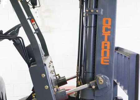 Propane Forklifts 2025  Octane FY35 (8)