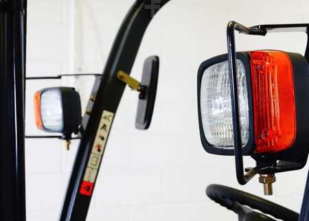 Montacargas Eléctrico (3 ruedas) 2026  Octane FB16S (7)