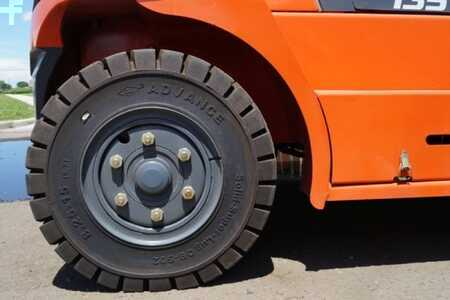 Carretilla elevadora GLP 2025  Octane FY70 (9)
