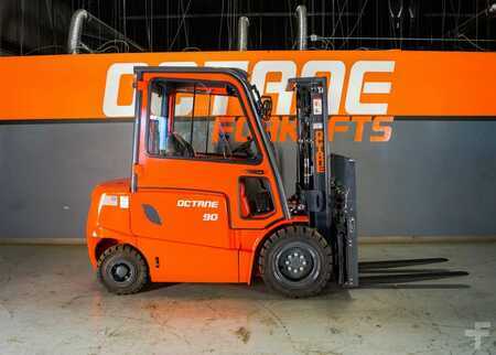 Eléctrica de 4 ruedas 2025  Octane FB40 (1)