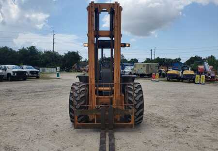 Rough Terrain Forklifts 2014  Case 586H (7)
