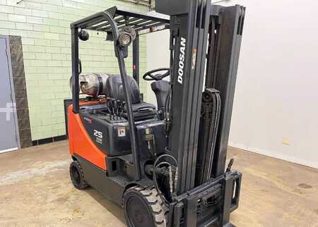 Propane Forklifts 2012  Doosan GC25E-5 (3)