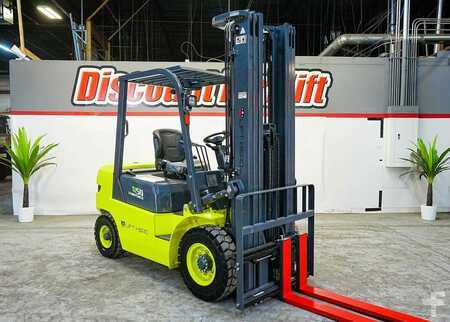 Eléctrica de 4 ruedas 2024  Lift Hero CPD25 (3)