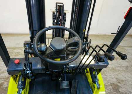 Eléctrica de 4 ruedas 2024  Lift Hero CPD25 (9)