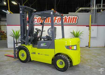 Eléctrica de 4 ruedas 2024  Lift Hero CPD30 (8)
