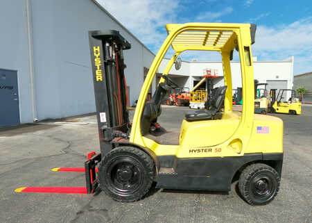 4 Wheels 2005  Hyster H50FT (2)