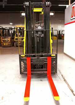 4 Wheels 2013  Hyster E50XM (3)