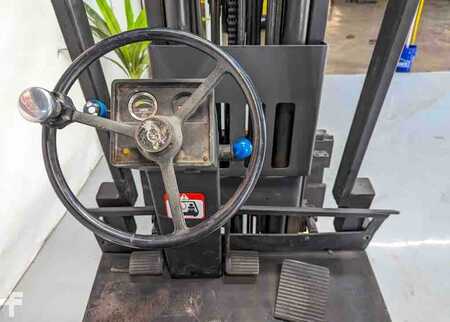 3 Wheels Electric 1995  Crown 30SCTT-S (9)