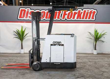 Stackers stand-on 1994  Crown 30RCTT (2)
