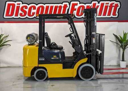 Propane Forklifts 2006  Komatsu FG30SHT-14 (1)