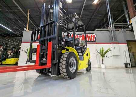 4 Wheels 2024  UN Forklift FL25T-NJX2 (10)