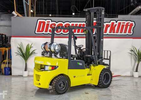 Propane Forklifts 2024  Lift Hero LG30GLT (7)