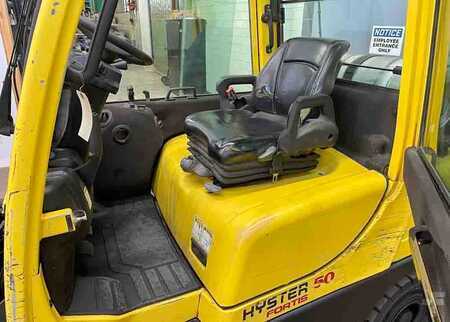 4 Wheels 2013  Hyster H50FT (9)