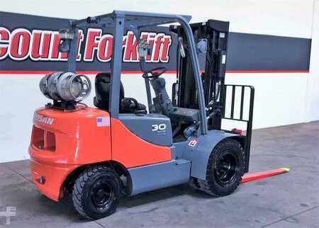 Carretilla elevadora GLP 2013  Doosan G30P-5 PLUS (5)