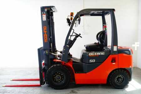 Carretilla elevadora diésel 2025  Octane FD25 (2)