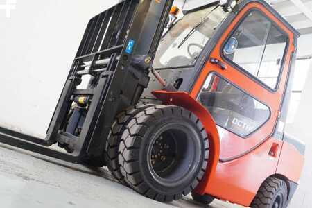 Carretilla elevadora diésel 2025  Octane FD45 (4)