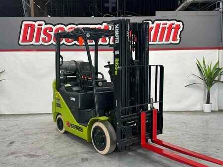 Propane Forklifts 2024  Clark S25CL (5)