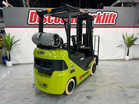 Propane Forklifts 2024  Clark S25CL (7)