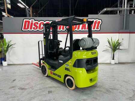 Propane Forklifts 2024  Clark S25CL (8)