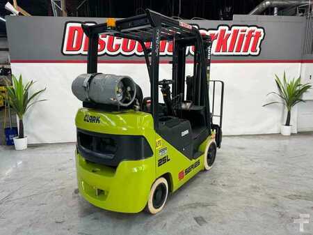 Propane Forklifts 2024  Clark S25CL (7)
